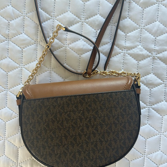 Michael Kors Purse - Picture 5 of 7